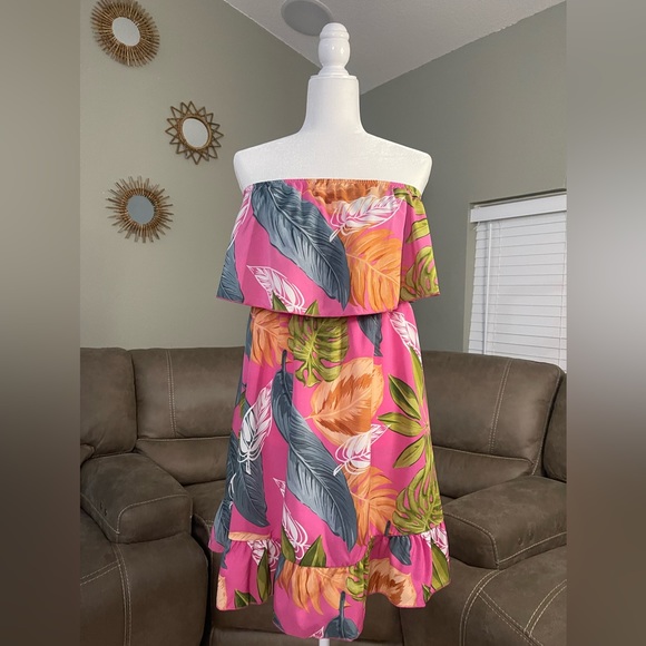 NEW Pink Tropical Strapless Ruffle Dress Sz L Large - Picture 3 of 8